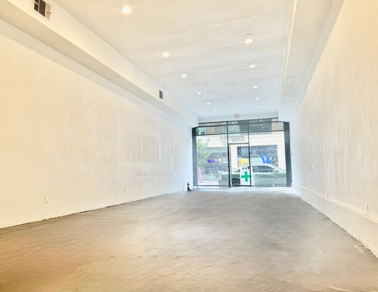 3709 W 3rd St, Los Angeles, CA à louer - Photo intérieure – Image 3 sur 8