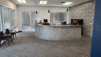 4401 E Baseline Rd, Phoenix, AZ à louer Photo intérieure– Image 1 sur 30