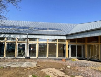 Plus de détails pour 1602 Great Cambridge Rd, Enfield - Spécialisé à vendre
