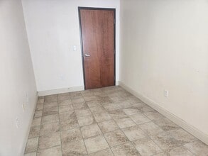 13575 Goldmark Dr, Dallas, TX à louer Photo intérieure– Image 2 sur 8