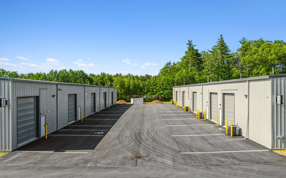 187 Route 108, Somersworth, NH à louer - Photo de l’immeuble – Image 2 sur 6