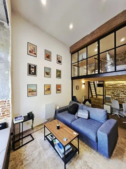 Local commercial dans Lyon à louer - Photo de l’immeuble – Image 1 sur 3