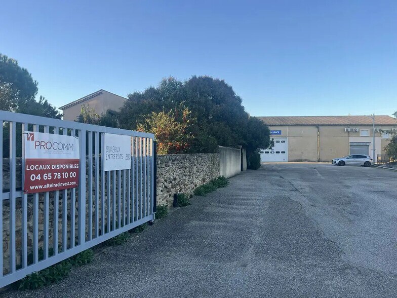 Industriel/Logistique dans Piolenc à louer - Photo de l’immeuble – Image 2 sur 3