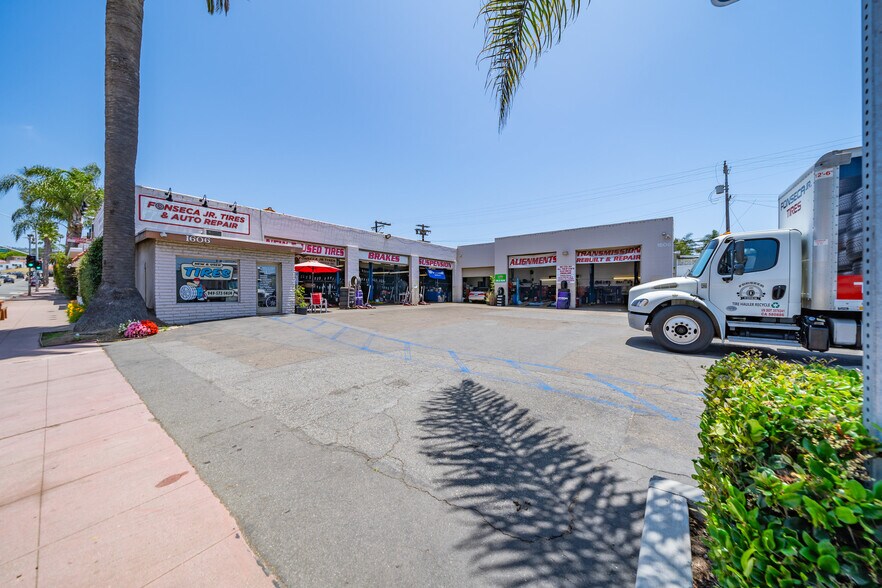 1606 N El Camino Real, San Clemente, CA à vendre - Photo de l’immeuble – Image 2 sur 10
