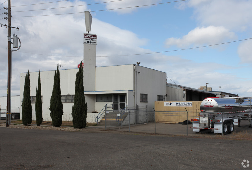 781 Swift Way, Stockton, CA à louer - Photo de l’immeuble – Image 1 sur 3