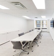 8 King St E, Toronto, ON à louer Photo intérieure– Image 2 sur 6