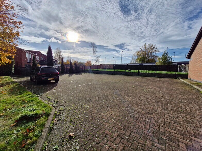 Church St, Doncaster à louer - Photo de l’immeuble – Image 3 sur 6