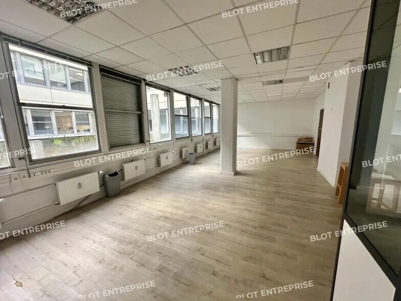 Bureau dans Rennes à louer - Photo de l’immeuble – Image 3 sur 5