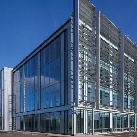 The Causeway, Staines à louer - Photo de l’immeuble – Image 2 sur 2