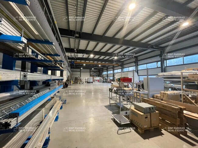 Plus de détails pour Bureau, Local d'activités à louer