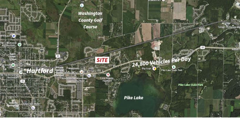 264 Pike Lake Dr, Hartford, WI à vendre - Aérien – Image 3 sur 4