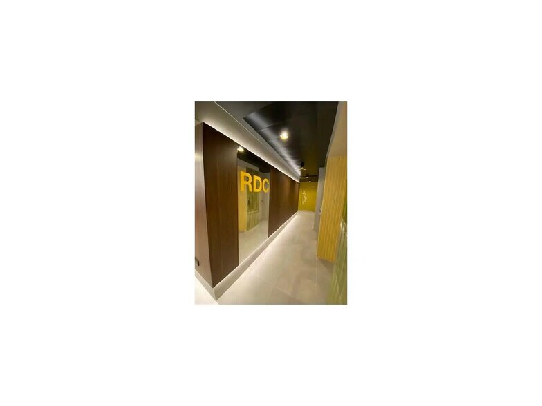 Bureau dans Paris à louer - Photo de l’immeuble – Image 3 sur 27