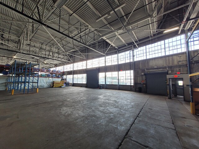 4000 River Rd, Tonawanda, NY à louer - Photo intérieure – Image 1 sur 4