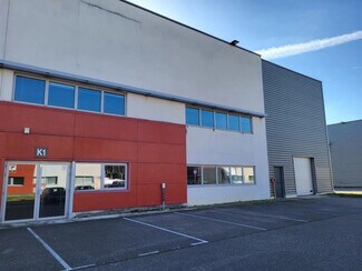 Plus de détails pour 50 Rue Jean Zay, Saint-Priest - Local d'activités à louer