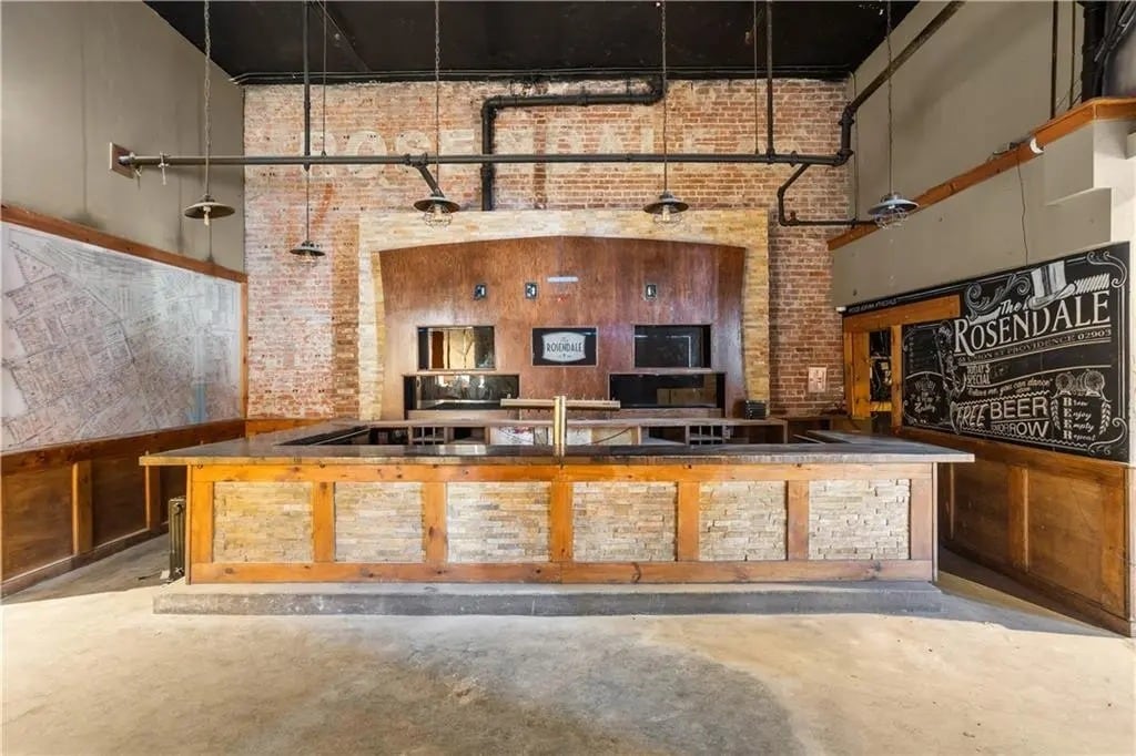 51-55 Union St, Providence, RI 02903 - Lot C002 -  - Photo intérieure - Image 1 of 6