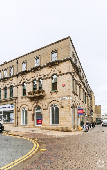 11-13 Ramsden St, Huddersfield à louer - Photo de l’immeuble – Image 2 sur 4