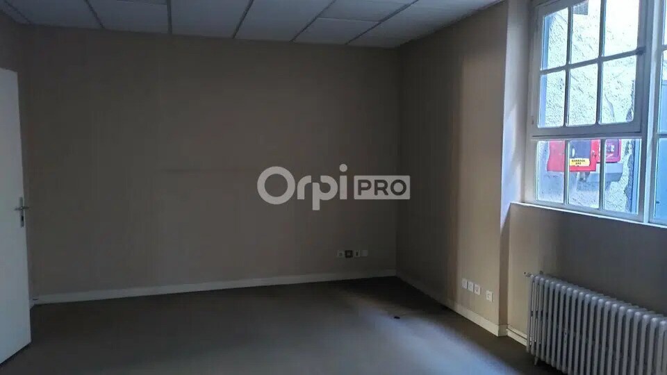 Bureau dans Pau à louer - Photo de l’immeuble – Image 2 sur 5