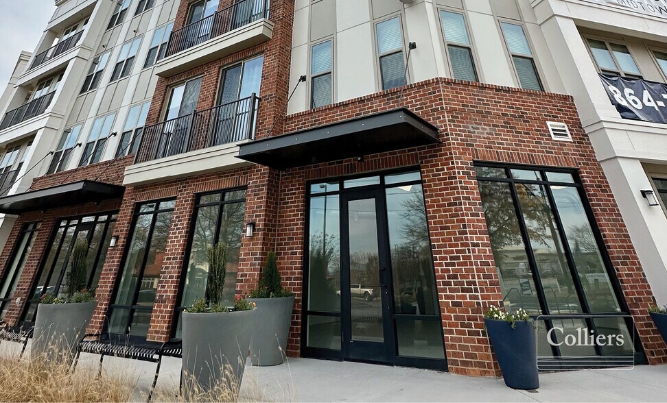 500 Congaree Rd, Greenville, SC à louer - Photo de l’immeuble – Image 3 sur 6