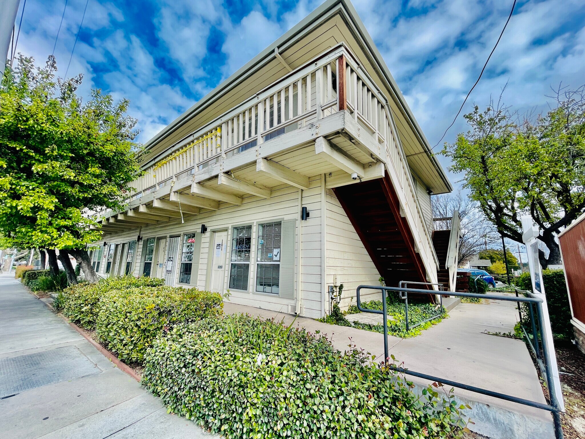 1550 S Winchester Blvd, Campbell, CA à louer Photo principale– Image 1 sur 15