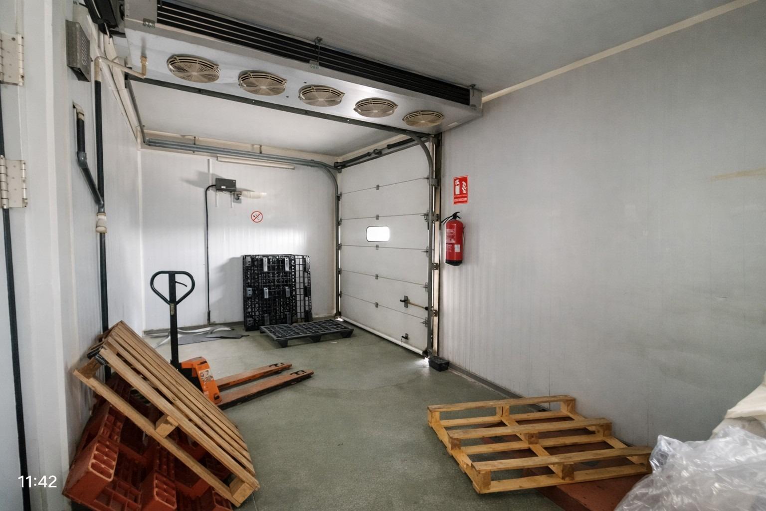 Poligono, 18, Riba-roja de Túria, Valencia à vendre Photo de l’immeuble– Image 1 sur 17