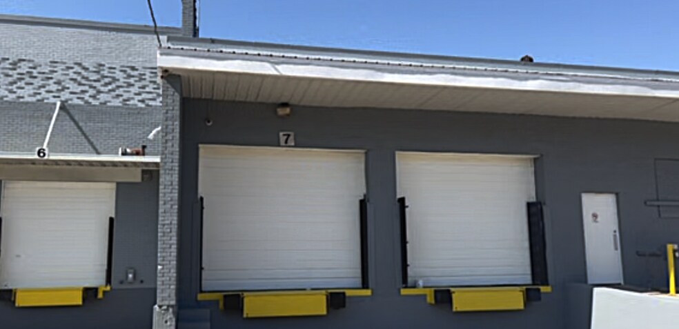 1709-1769 Latham St, Memphis, TN à louer - Photo de l’immeuble – Image 3 sur 5