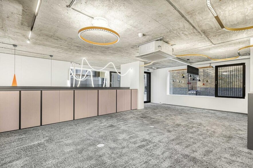 22-24 Batemans Row, Londres à vendre - Photo de l’immeuble – Image 3 sur 59