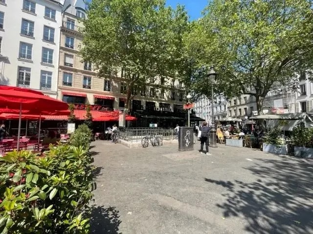 Plus de détails pour Local commercial à vendre