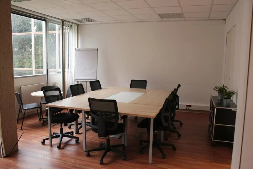 Bureau dans Besançon à louer - Photo intérieure – Image 2 sur 7
