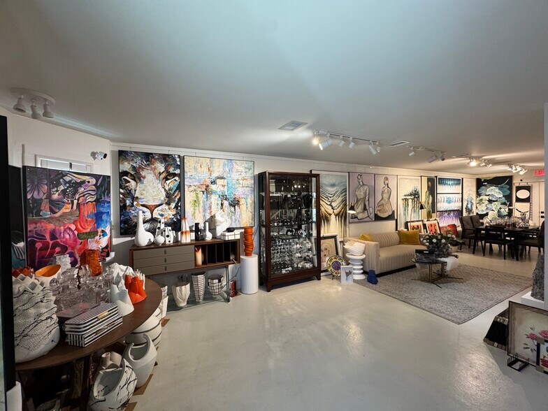 1113 N 9th Ave, Pensacola, FL à louer - Photo de l’immeuble – Image 2 sur 34