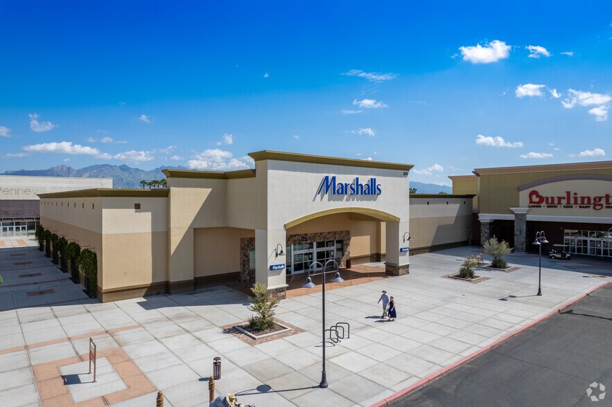 3413-3761 E Broadway Blvd, Tucson, AZ à louer - Photo principale – Image 2 sur 31