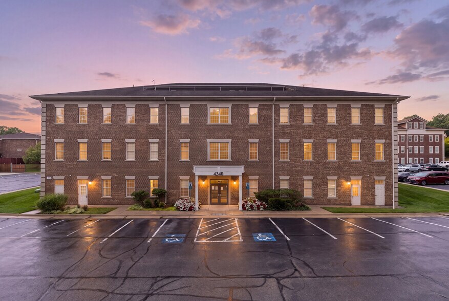 4340 Prince William Pky, Woodbridge, VA à louer - Photo de l’immeuble – Image 1 sur 5