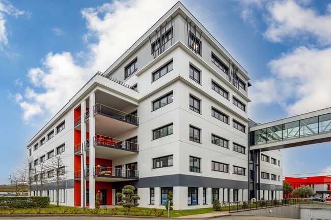 Plus de détails pour 8 Allée Du Piémont, Saint-Priest - Bureau à louer
