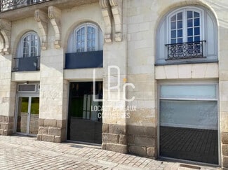 Plus de détails pour Local commercial à louer