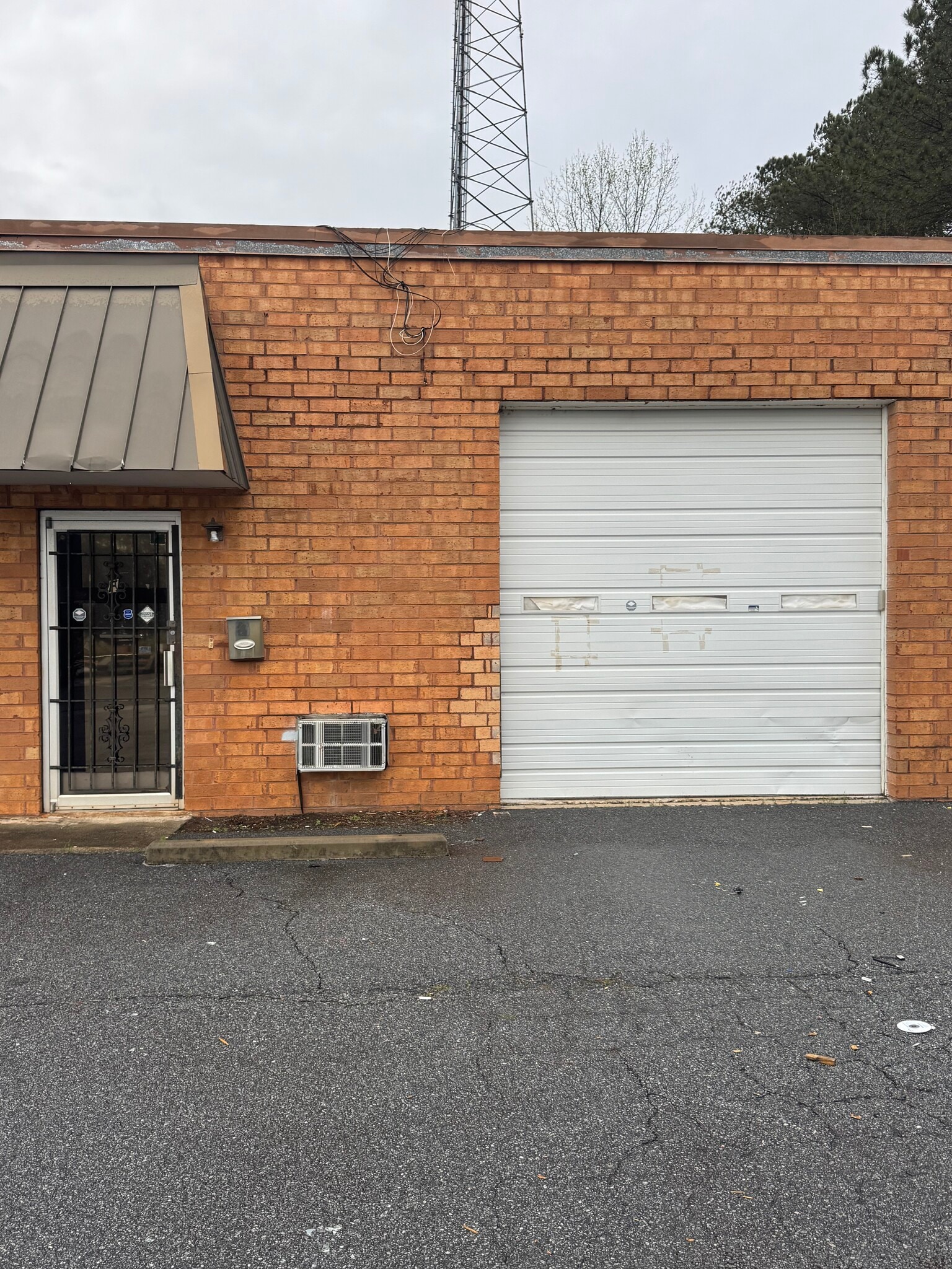 4764 Hammermill Rd, Tucker, GA à louer Photo de l’immeuble– Image 1 sur 9