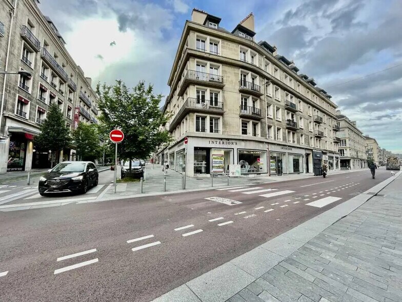 Local commercial dans Rouen à louer - Photo de l’immeuble – Image 2 sur 9