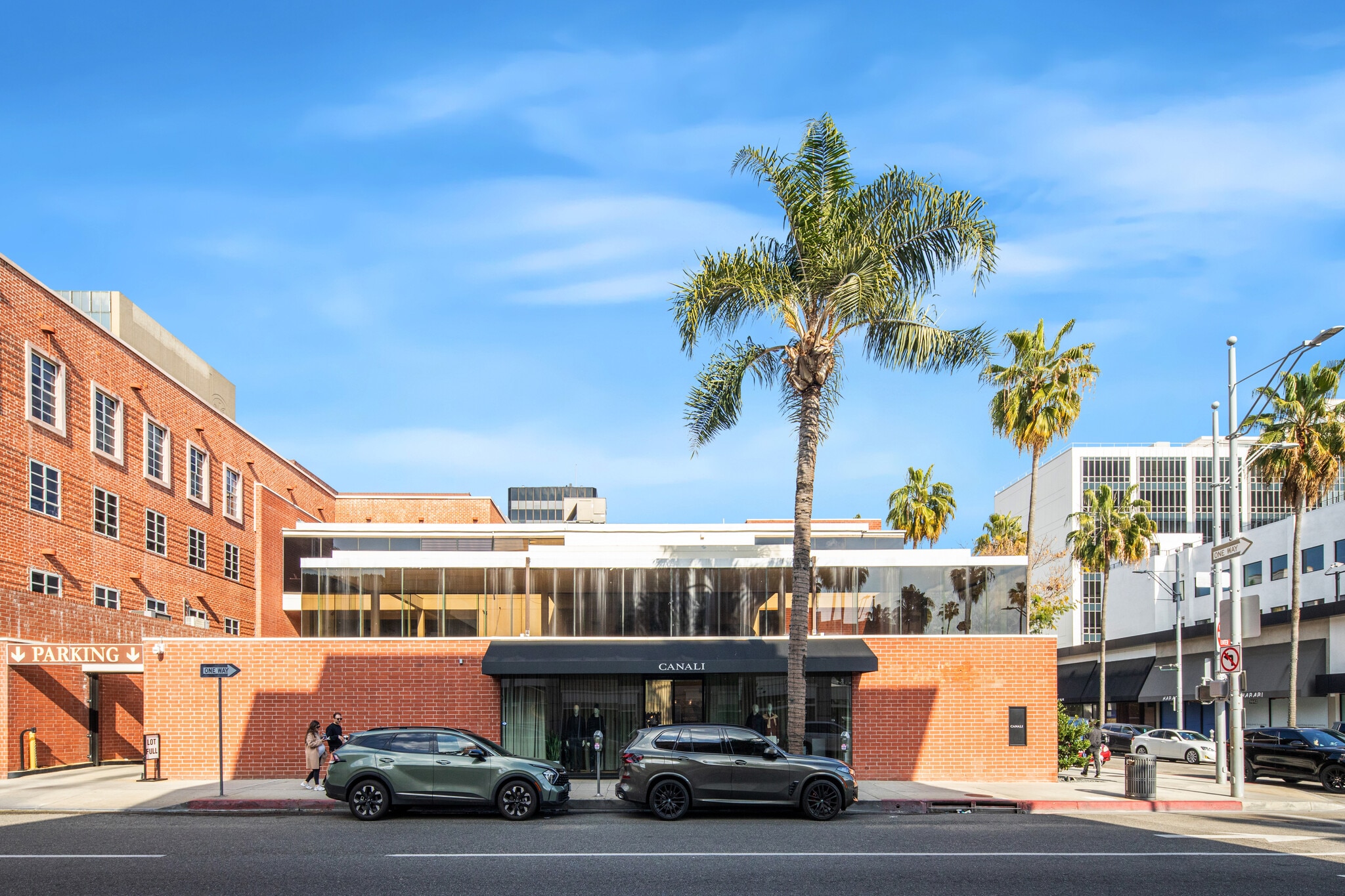 9625-9647 Brighton Way, Beverly Hills, CA à louer Photo de l’immeuble– Image 1 sur 6