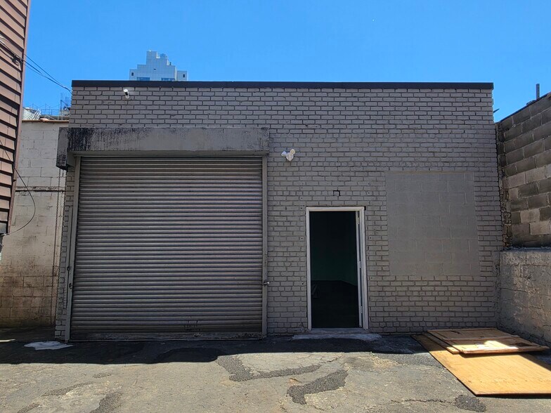 38-59 9th St, Long Island City, NY à louer - Photo de l’immeuble – Image 3 sur 5
