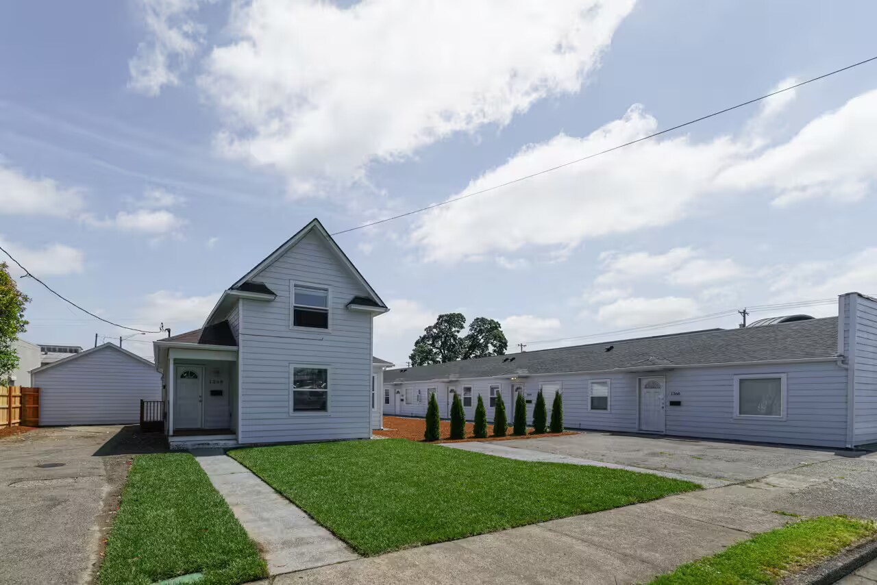 1348 12th St, Salem, OR à vendre Photo principale– Image 1 sur 12