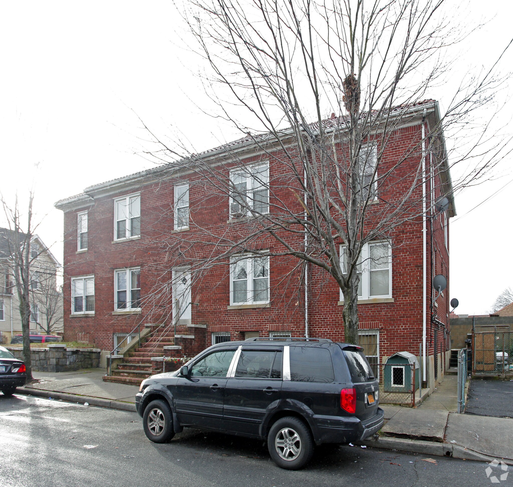 4459 Richardson Ave, Bronx, NY à vendre Photo de l’immeuble– Image 1 sur 4