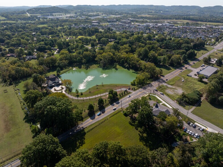 0 Lewisburg Pike, Franklin, TN à vendre - Aérien – Image 2 sur 4
