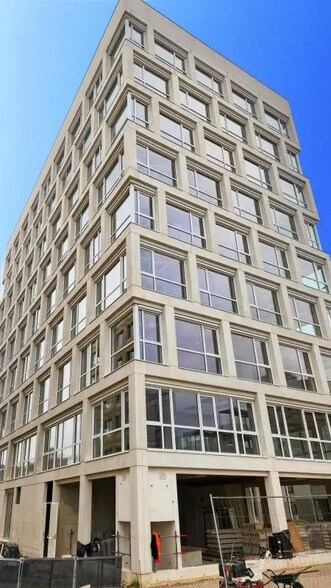 Bureau dans Ivry-sur-Seine à louer - Photo de l’immeuble – Image 1 sur 9