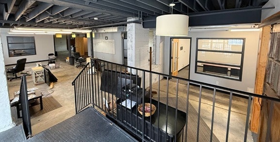 6321 Clayton Ave, Saint Louis, MO à louer Photo intérieure– Image 1 sur 2