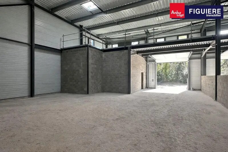 64 Avenue Du Pin Porte Rouge, Bouc-Bel-Air à vendre - Photo de l’immeuble – Image 2 sur 26