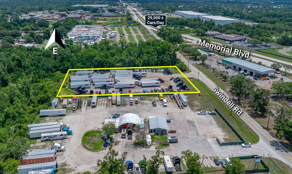 2901 Swindell Rd, Lakeland, FL à louer - Photo de l’immeuble – Image 2 sur 11