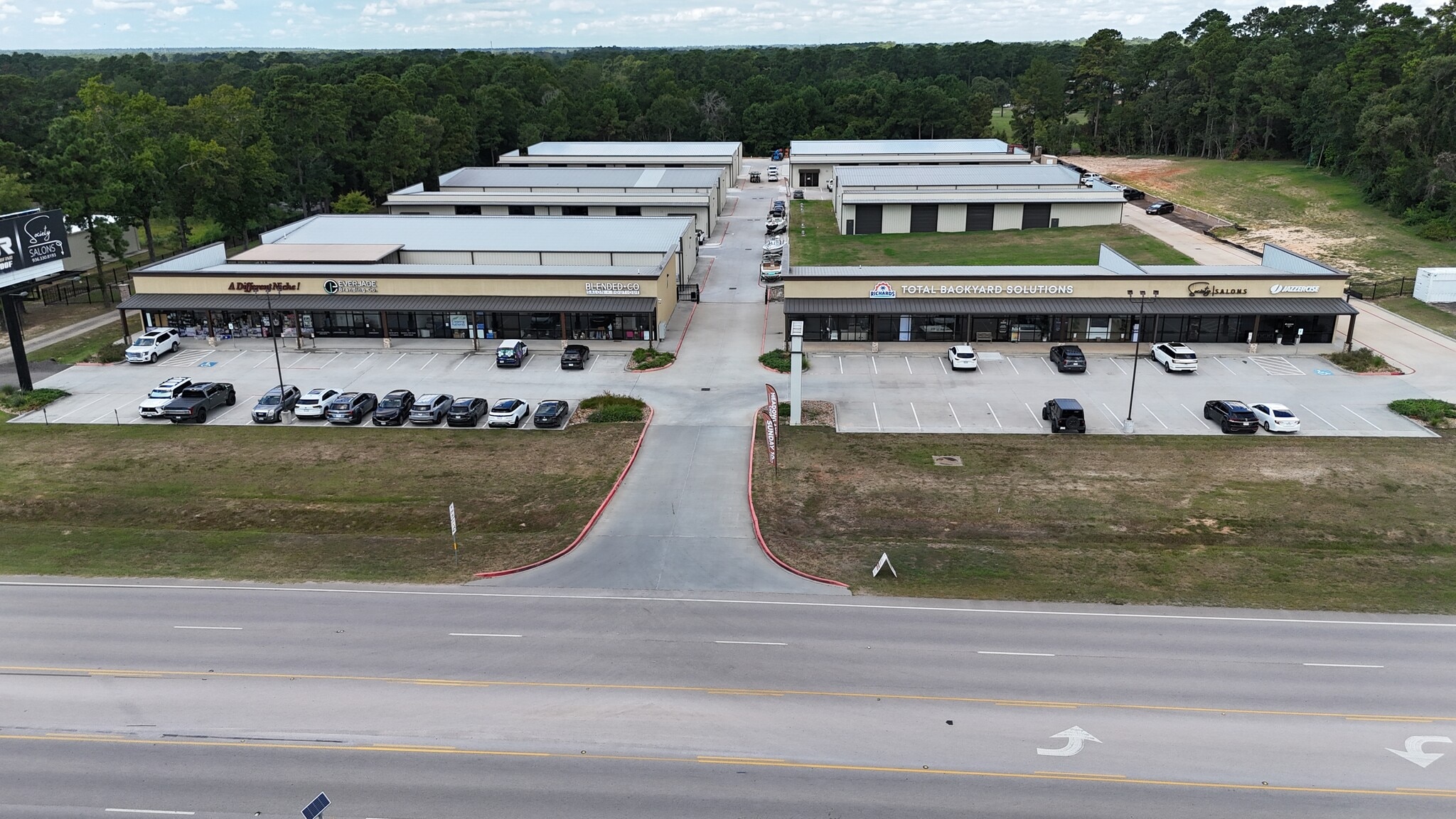 2114 McCaleb Rd, Montgomery, TX à louer Aérien– Image 1 sur 8