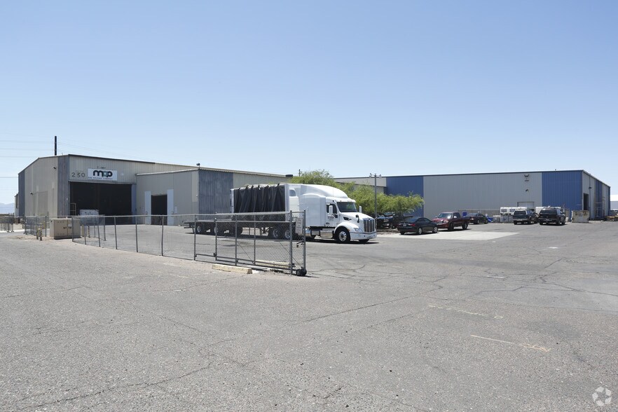 230 S 49th Ave, Phoenix, AZ à louer - Photo principale – Image 3 sur 7