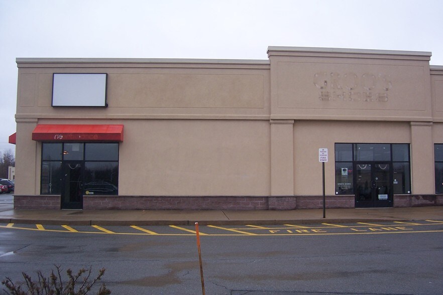 505 Schutt Rd, Middletown, NY à louer - Photo de l’immeuble – Image 3 sur 13