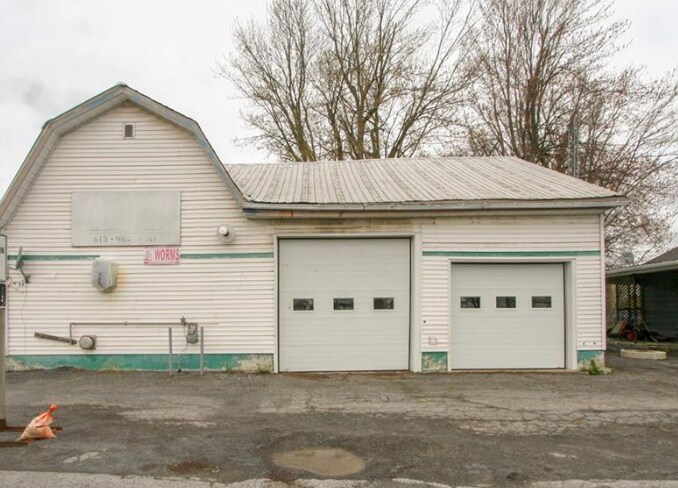 9 Cockburn St, Berwick, ON à vendre - Photo de l’immeuble – Image 2 sur 3
