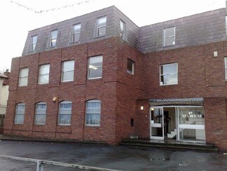 Plus de détails pour 69 Southend Rd, Hockley - Bureau à louer