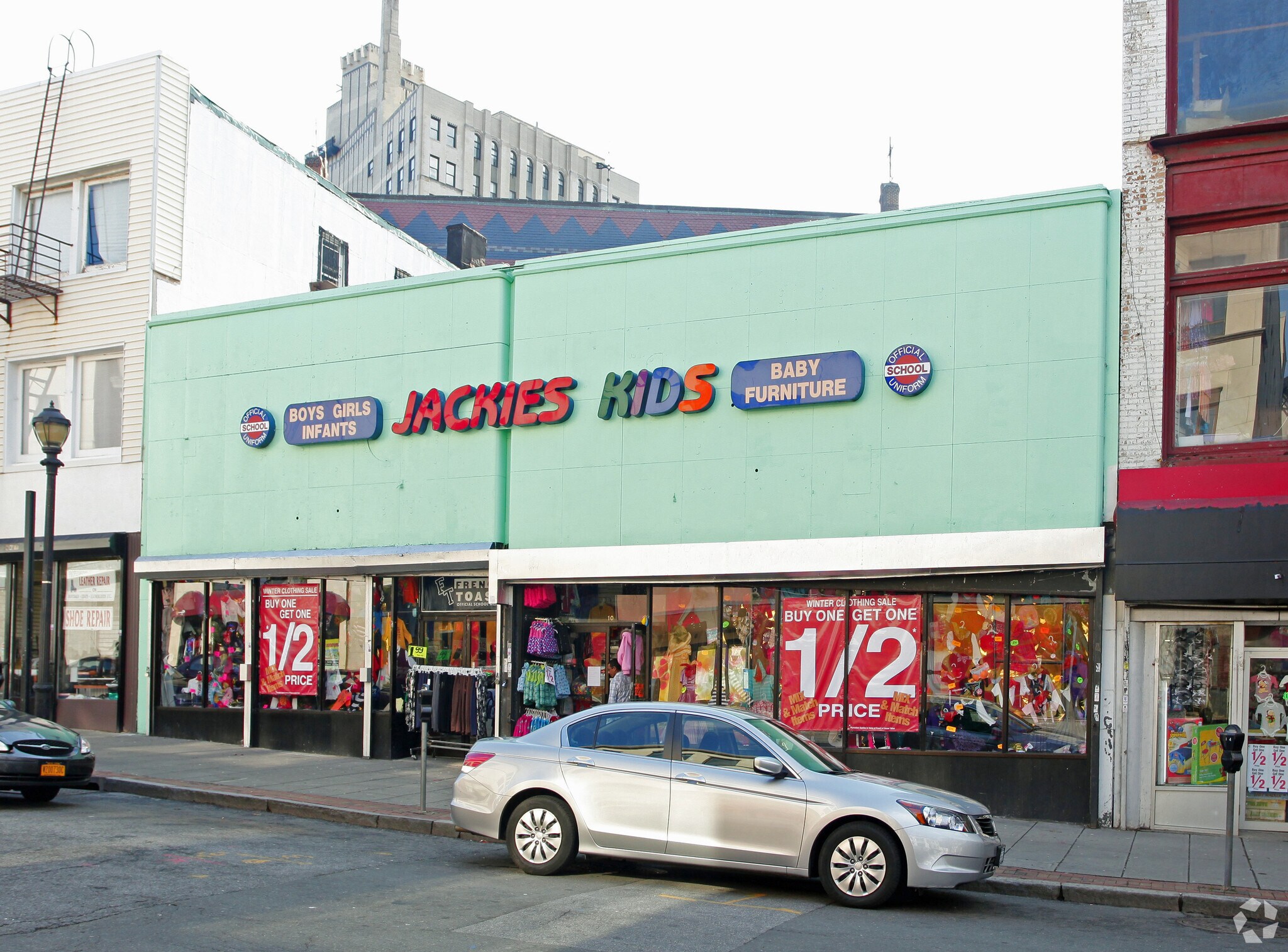 10 Main St, Yonkers, NY à louer Photo principale– Image 1 sur 3